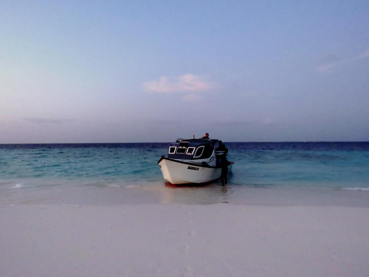 Zeestar Inn Maafushi Exterior foto